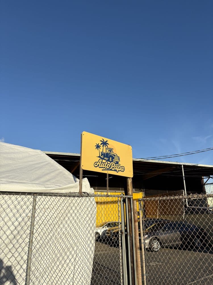 Autopapa shop front